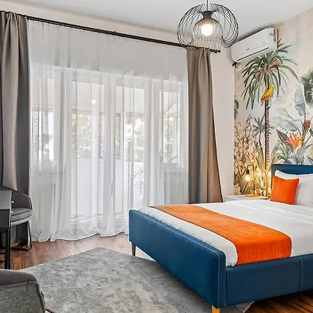 Apartment Downtown Jungle Vibes