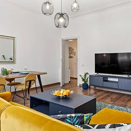 Downtown Jungle Vibes 布加勒斯特